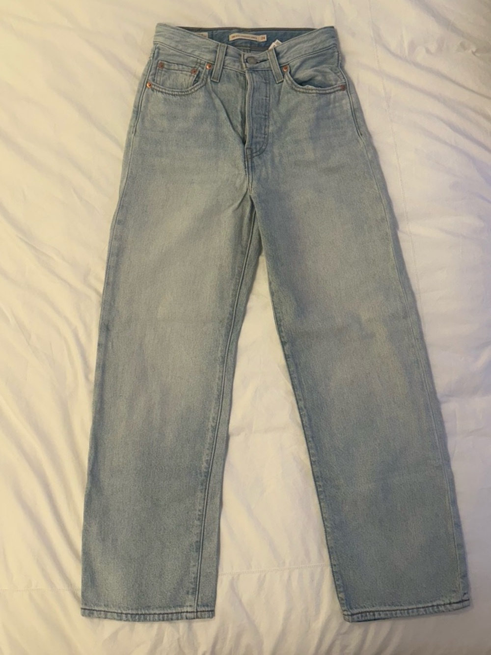 Levi's Ribcage Straight Ankle Jeans - Light Blue Denim - Picture 2 of 6